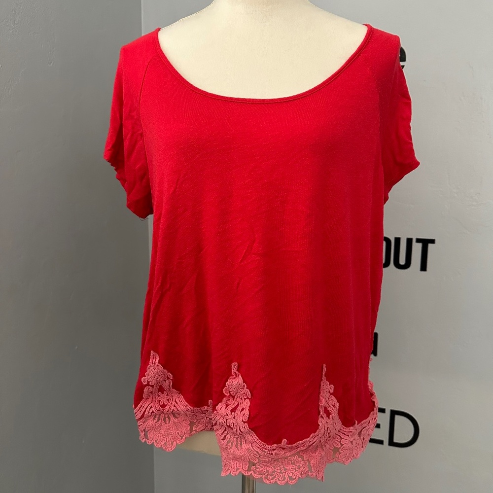🛍️ 3/25 🛍️ Charlotte Russe Red Top Size XL